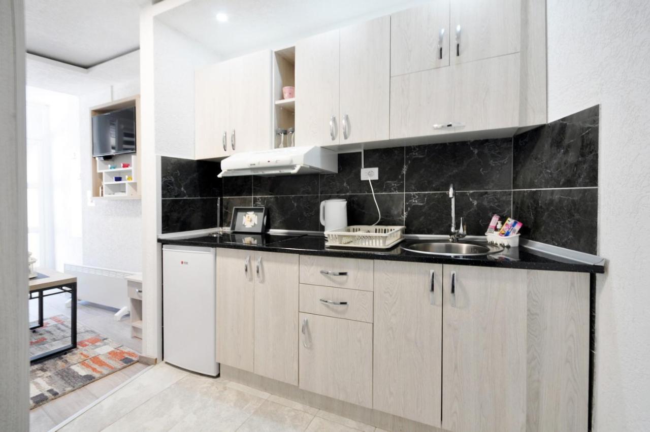 Stil Park Apartmani Vrnjačka Banja Exterior foto