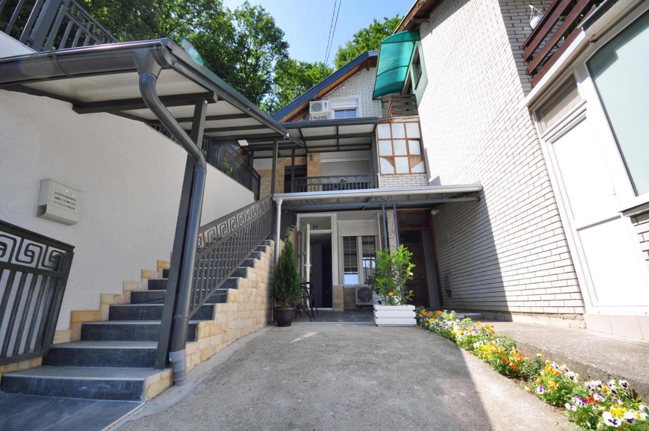 Stil Park Apartmani Vrnjačka Banja Exterior foto